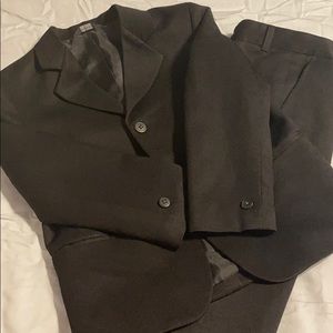 Black Boys suit size 7
